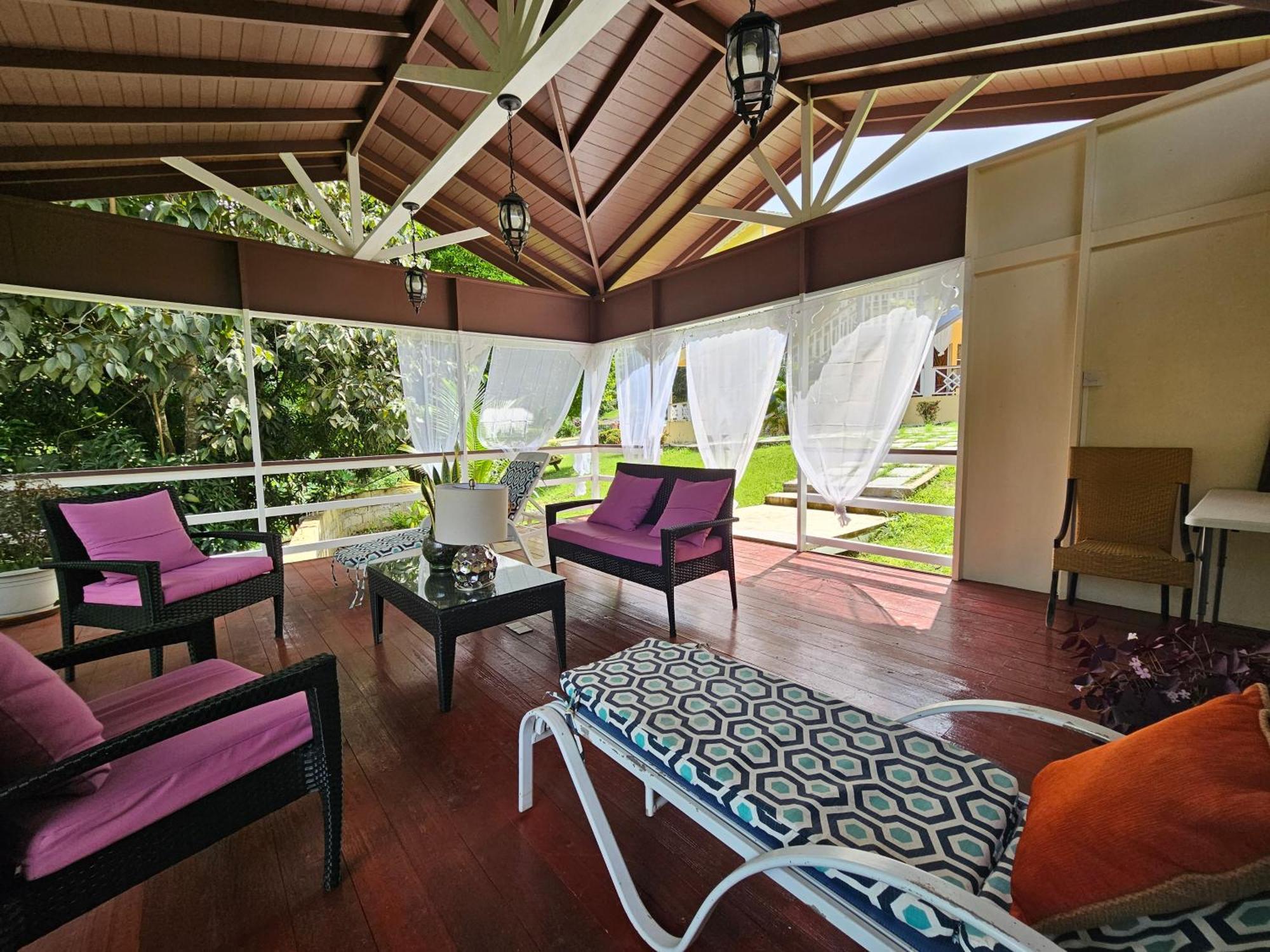 Royal Escape - 2 Apartment Anse La Raye Ngoại thất bức ảnh